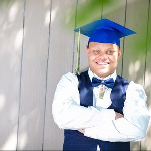 Meet your Posher, Thadus